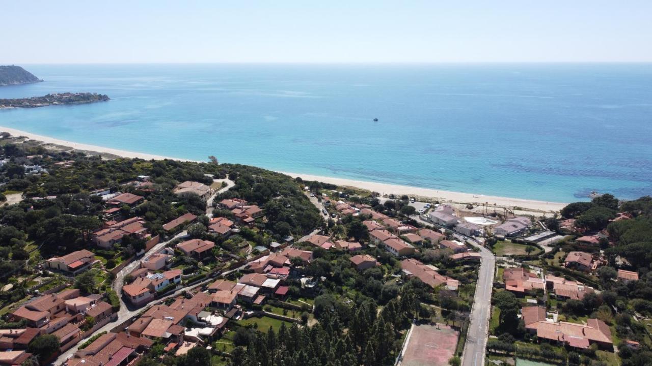 Geremèas Villino Mari Pintau Best Vacation Ever מראה חיצוני תמונה